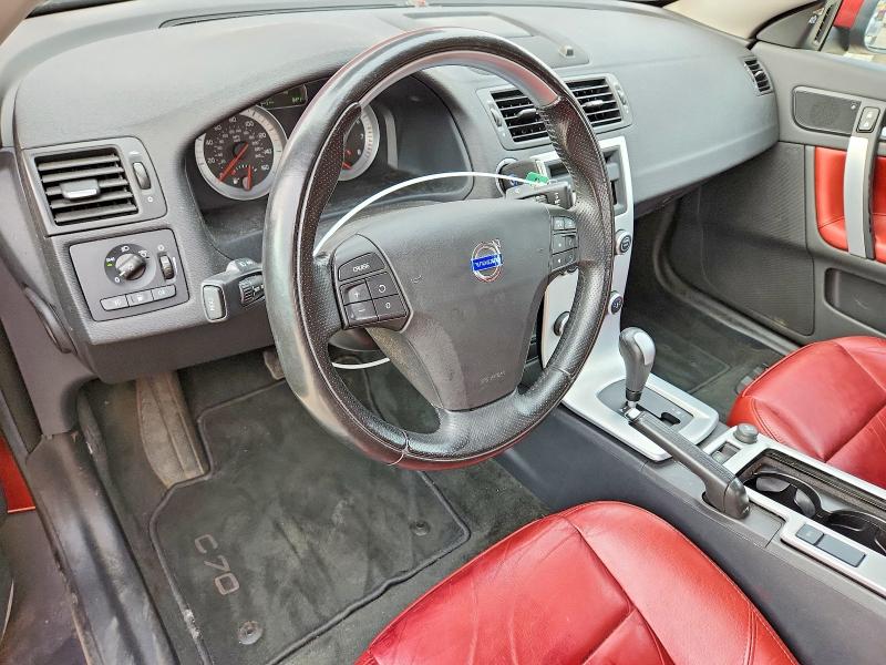 Photo 8 from auction – 2011 VOLVO C70 with VIN YV1672MC5BJ110006