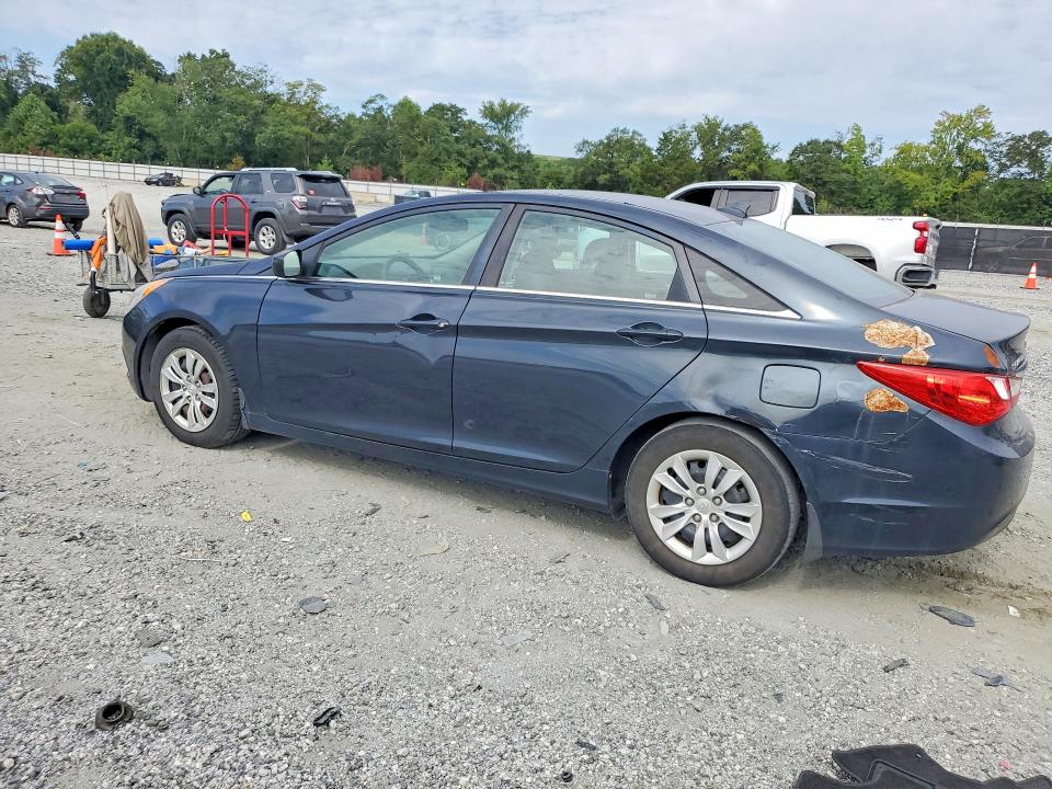 Photo 2 from auction – 2013 HYUNDAI SONATA with VIN 5NPEB4AC7DH558128