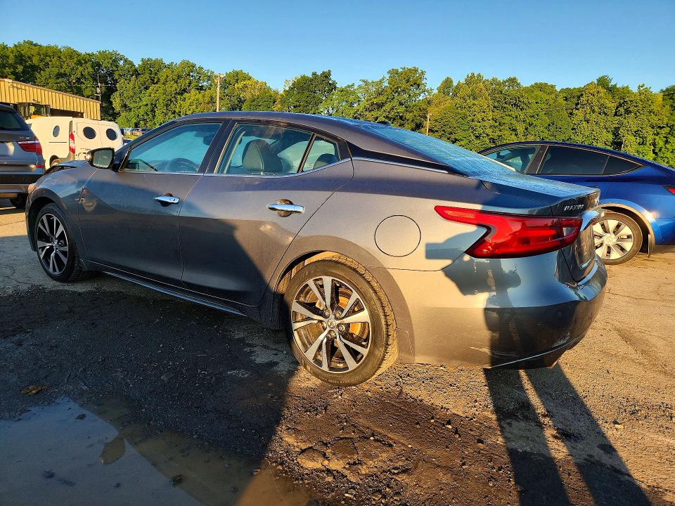 Photo 2 from auction – 2018 NISSAN MAXIMA with VIN 1N4AA6AP7JC406542