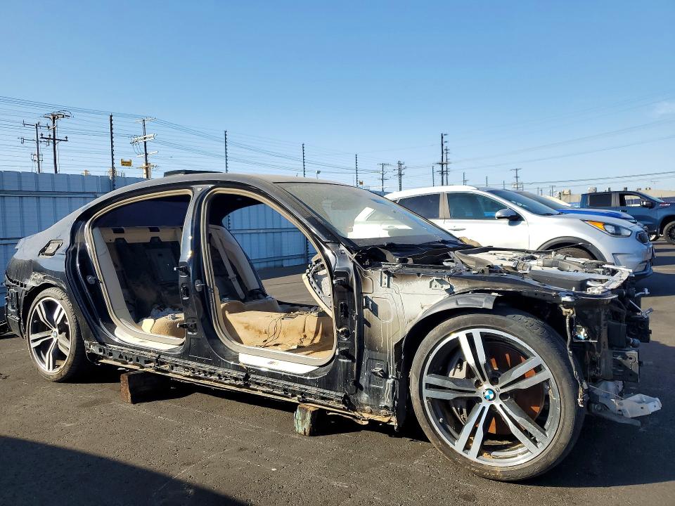 Photo 4 from auction – 2019 BMW 750 with VIN WBA7F0C55KGM25189