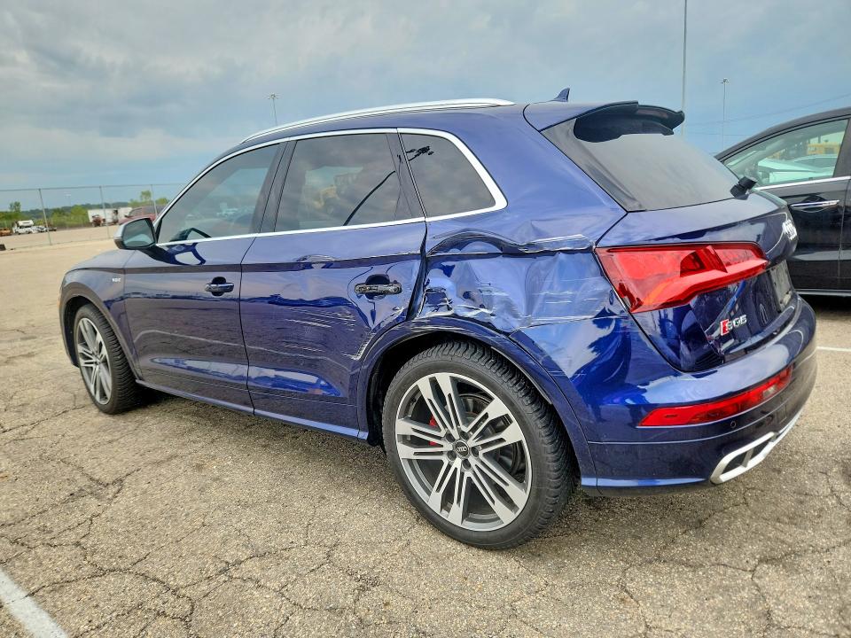 Photo 2 from auction – 2018 AUDI SQ5 with VIN WA1C4AFY8J2161538