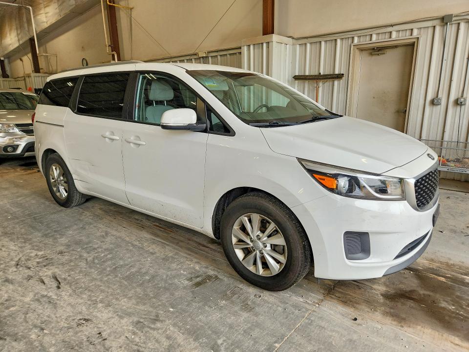 Photo 4 from auction – 2016 KIA SEDONA with VIN KNDMB5C1XG6131134