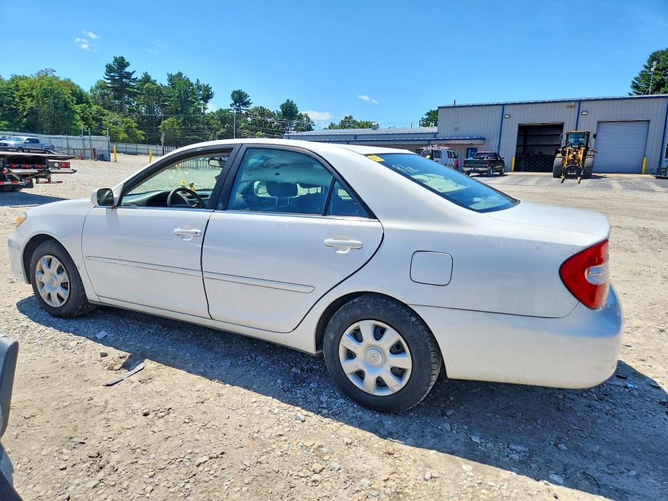 Photo 2 from auction – 2003 TOYOTA CAMRY with VIN 4T1BE32K43U198228