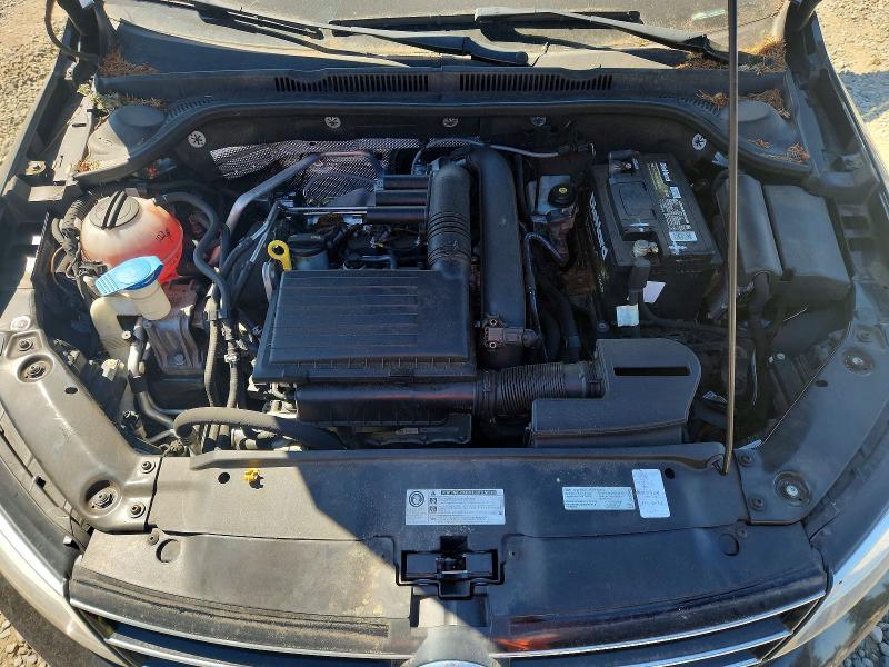 Photo 11 from auction – 2017 VOLKSWAGEN JETTA with VIN 3VWDB7AJ5HM335613