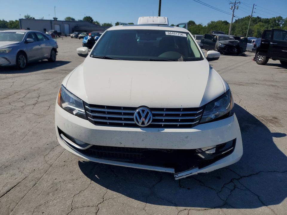 Photo 5 from auction – 2013 VOLKSWAGEN PASSAT with VIN 1VWBN7A37DC115093