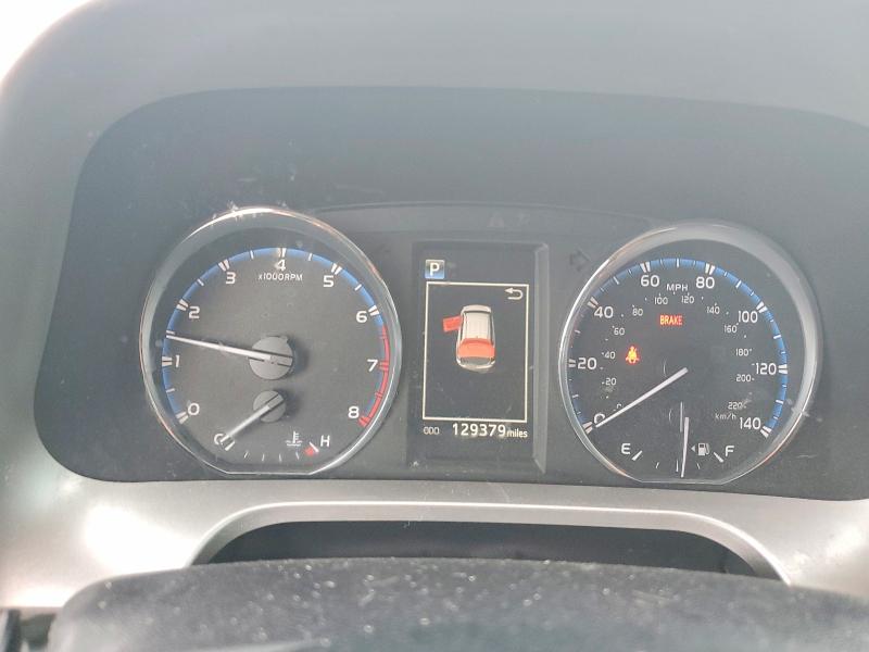 Photo 9 from auction – 2016 TOYOTA RAV4 with VIN JTMRFREV7GJ090234