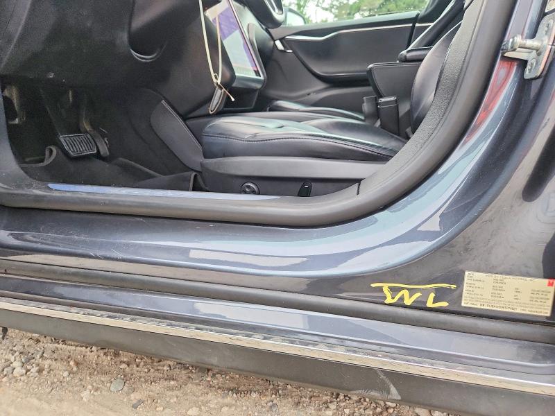 صورة رقم 12 من المزاد - 2015 TESLA MODEL S مع VIN 5YJSA1H29FFP74601
