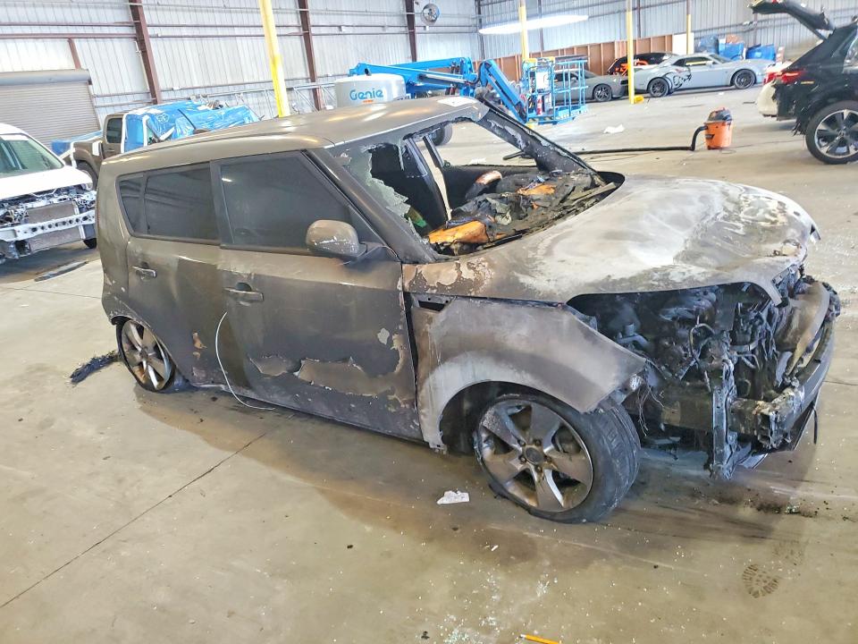 Photo 4 from auction – 2019 KIA SOUL with VIN KNDJN2A21K7675321
