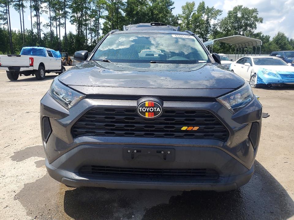 Photo 5 from auction – 2019 TOYOTA RAV4 with VIN 2T3H1RFV6KW041187