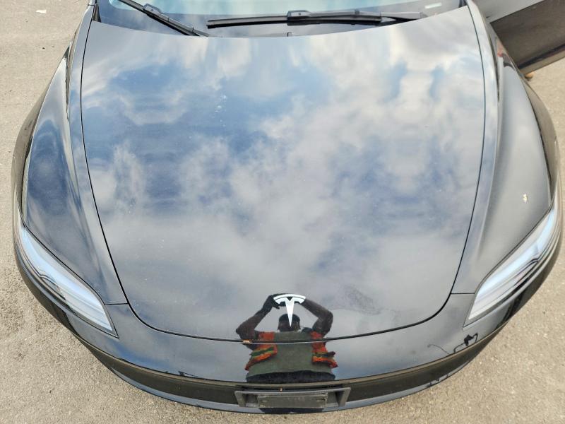 Photo 11 from auction – 2025 TESLA MODEL 3 with VIN 5YJ3E1EA2SF044091