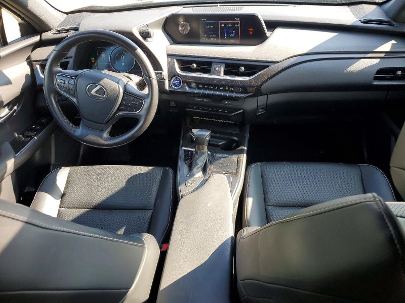 Photo 8 from auction – 2021 LEXUS UX with VIN JTHP9JBHXM2037546