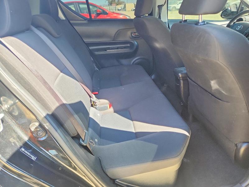 Photo 10 from auction – 2018 TOYOTA PRIUS C with VIN JTDKDTB37J1608115