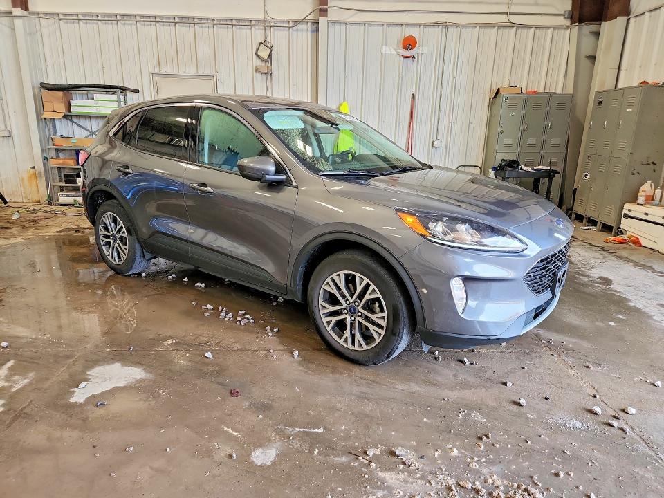 Photo 4 from auction – 2022 FORD ESCAPE with VIN 1FMCU9H69NUB69637
