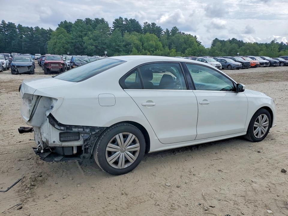 Снимка 3 от търг – 2017 VOLKSWAGEN JETTA с VIN 3VW2B7AJ3HM369556