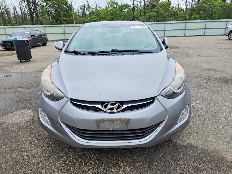 Photo 5 from auction – 2013 HYUNDAI ELANTRA with VIN KMHDH4AEXDU894580