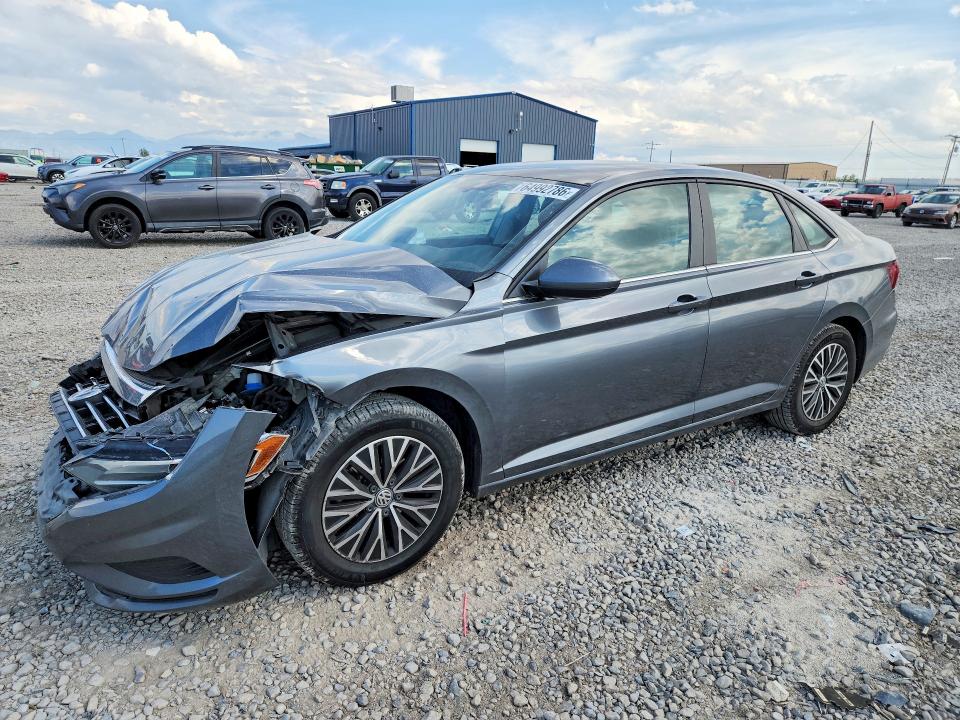 VOLKSWAGEN JETTA 2019 with VIN 3VWC57BU2KM189674 - Photo from auction