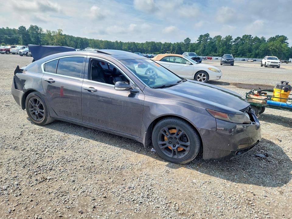 Photo 4 from auction – 2010 ACURA TL with VIN 19UUA8F20AA007243