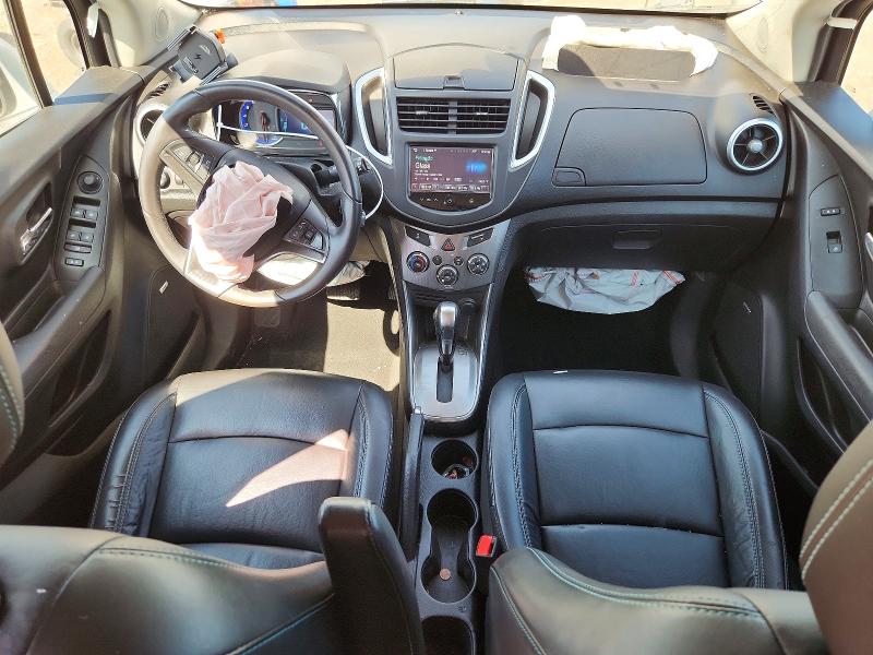 Photo 8 from auction – 2015 CHEVROLET TRAX with VIN 3GNCJNSB1FL174653