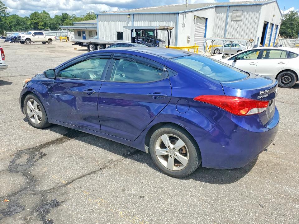 Photo 2 from auction – 2012 HYUNDAI ELANTRA with VIN 5NPDH4AE6CH142274
