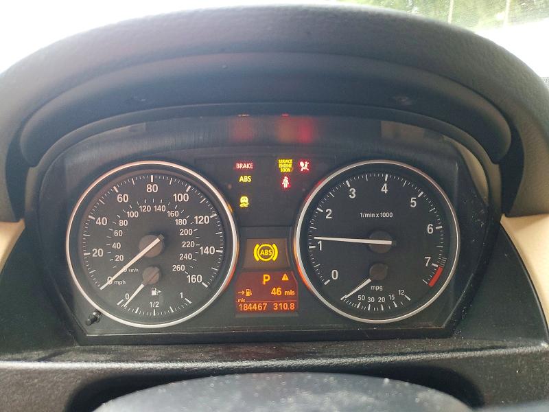 Photo 9 from auction – 2015 BMW X1 with VIN WBAVM1C56FV315465