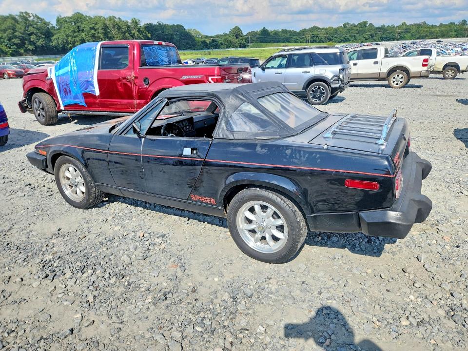 Photo 2 from auction – 1980 TRIUMPH CAR TR-7 with VIN TPZDJ8AA401878