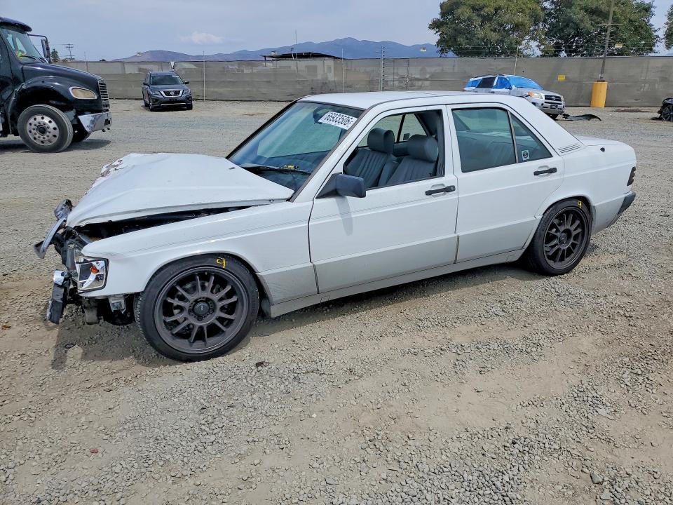 1991 MERCEDES-BENZ 190