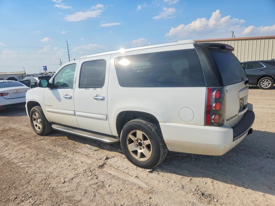 Foto 2 de la subasta – 2007 GMC YUKON XL con VIN 1GKFK66847J232002