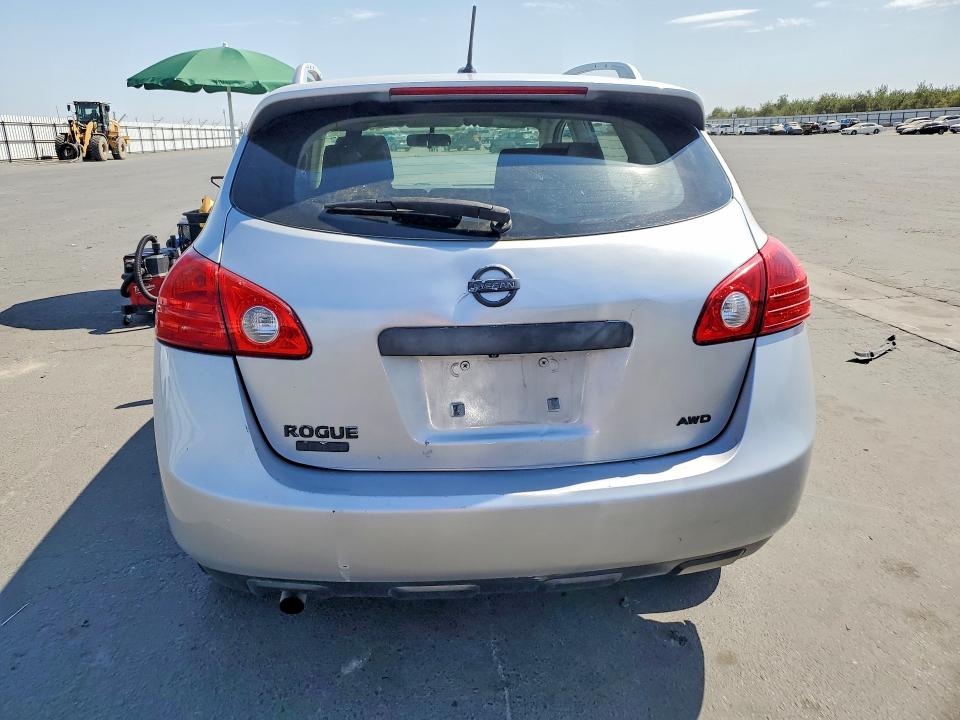 Photo 6 from auction – 2015 NISSAN ROGUE SELECT with VIN JN8AS5MV6FW758727