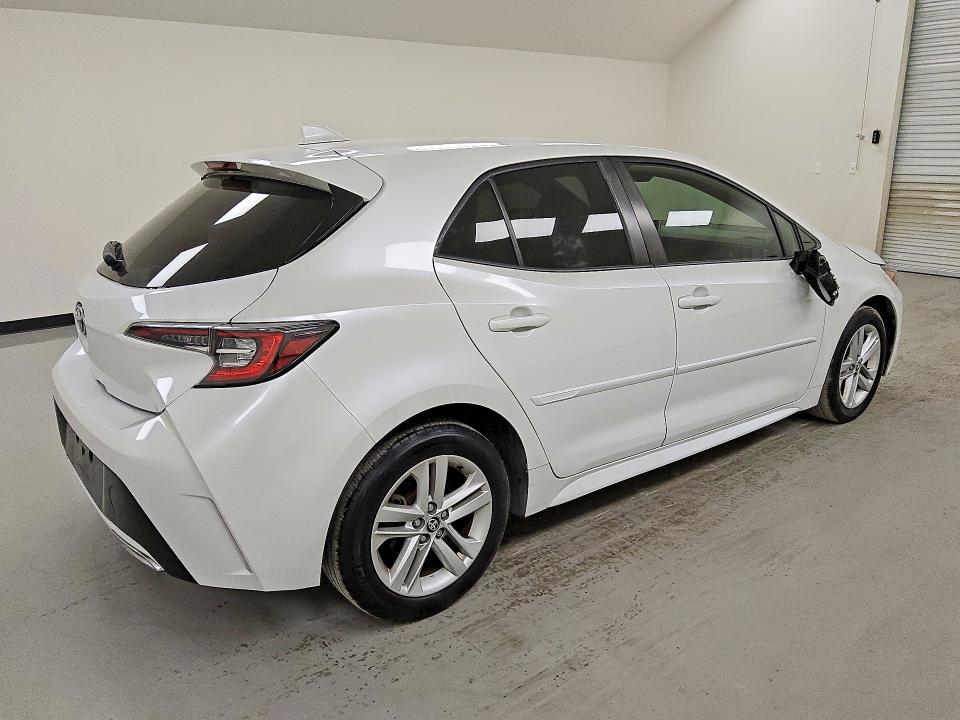Photo 3 from auction – 2022 TOYOTA COROLLA HATCHBACK with VIN JTND4MBE0N3168115
