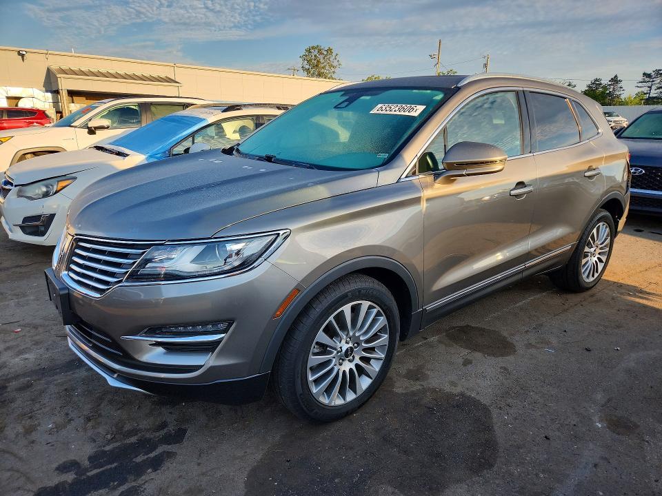 LINCOLN MKC 2017 with VIN 5LMCJ3C96HUL13797 - Photo from auction