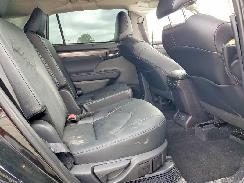 Photo 11 from auction – 2026 TOYOTA HIGHLANDER HYBRID with VIN 5TDEBRCH5TS717761