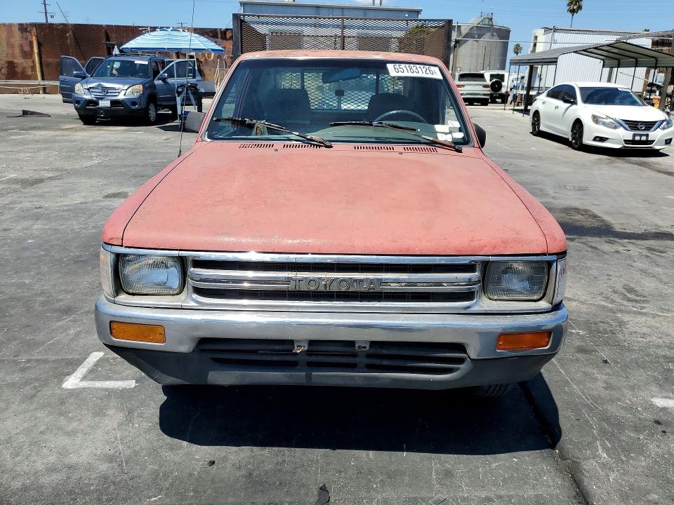 Photo 5 from auction – 1991 TOYOTA PICKUP with VIN JT4RN82P8M5030941