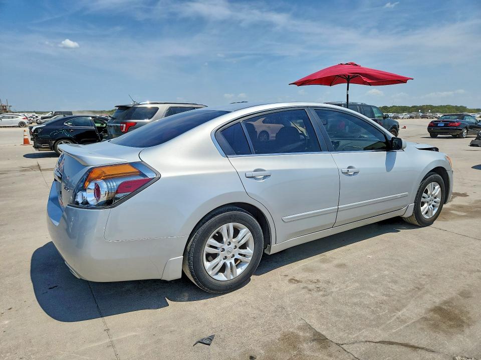 Photo 3 from auction – 2012 NISSAN ALTIMA with VIN 1N4AL2AP9CN556047