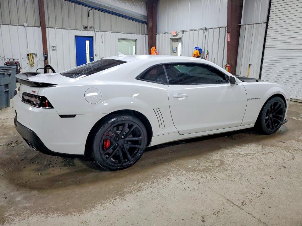 Photo 3 from auction – 2015 CHEVROLET CAMARO with VIN 2G1FJ1EW6F9148087