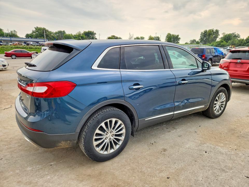 Photo 3 from auction – 2016 LINCOLN MKX with VIN 2LMTJ8KR4GBL38921