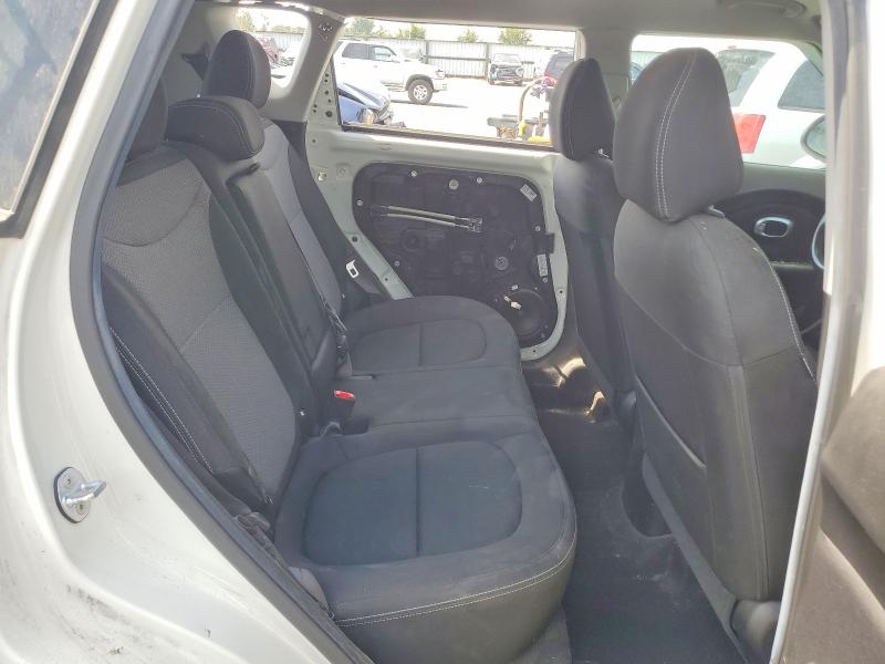 Photo 10 from auction – 2017 KIA SOUL with VIN KNDJP3A5XH7436790