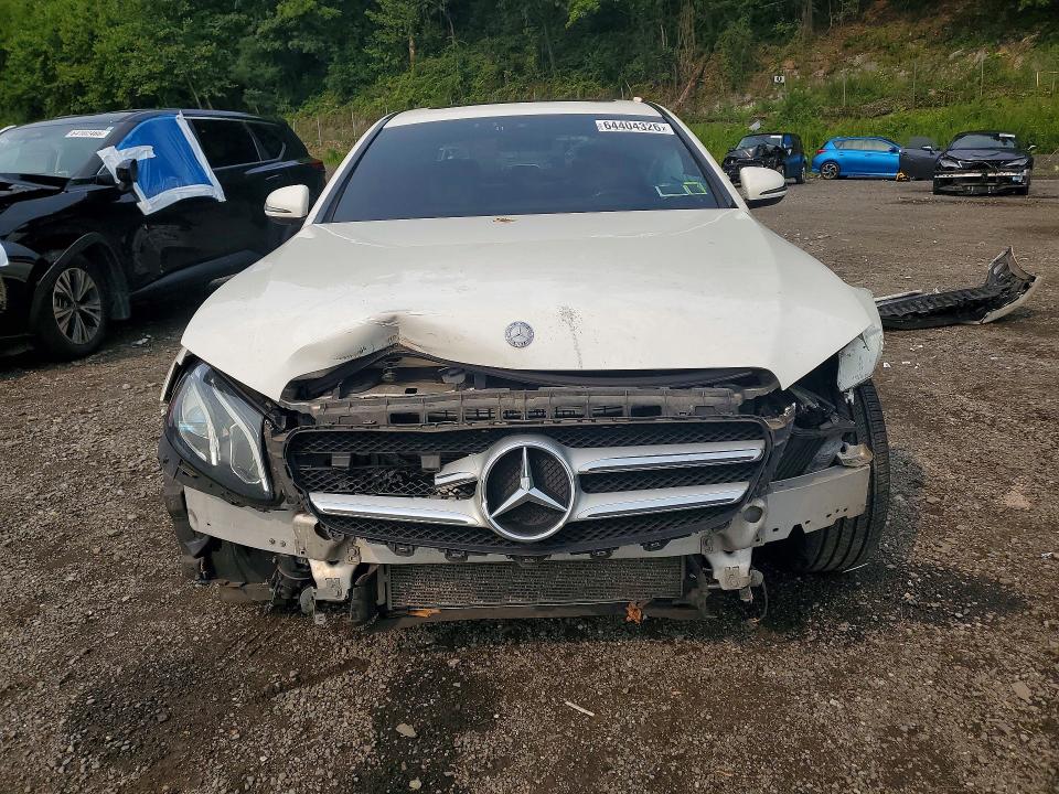 Снимка 5 от търг – 2017 MERCEDES-BENZ E с VIN WDDZF4KB2HA031743