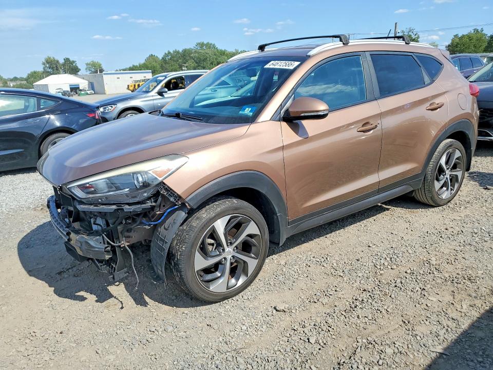 HYUNDAI TUCSON 2016 with VIN KM8J3CA25GU150620 - Photo from auction
