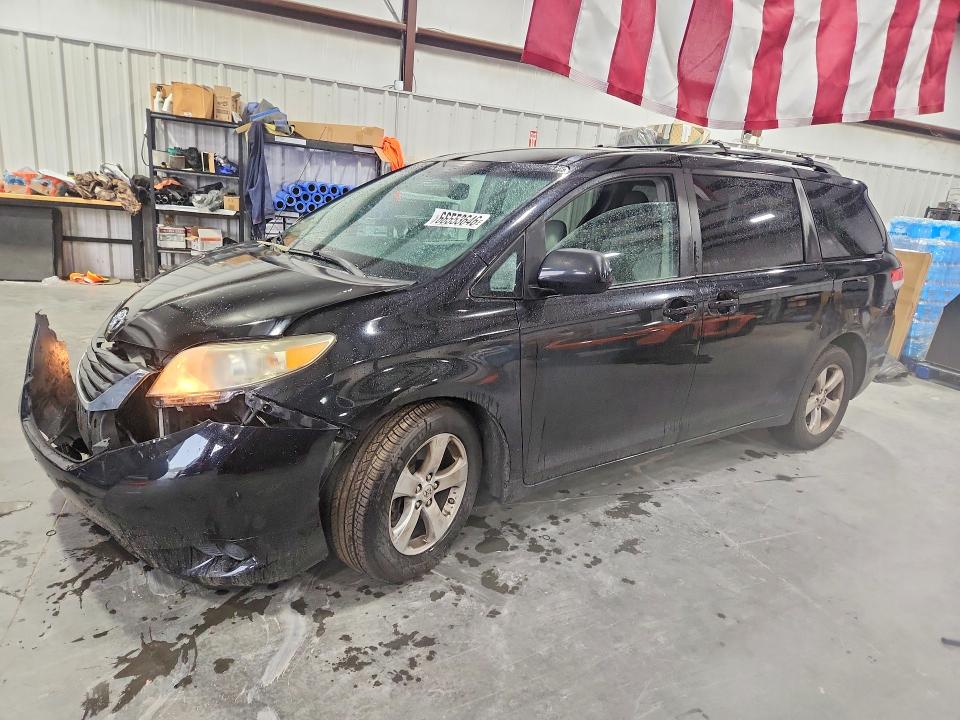 TOYOTA SIENNA 2011 with VIN 5TDKK3DC3BS064400 - Photo from auction