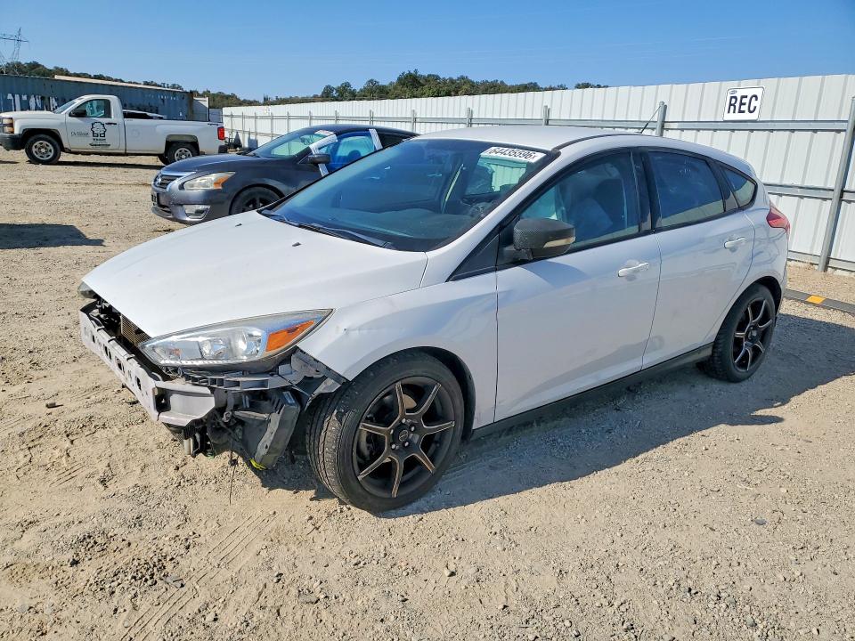 FORD FOCUS 2017 with VIN 1FADP3K29HL263830 - Photo from auction