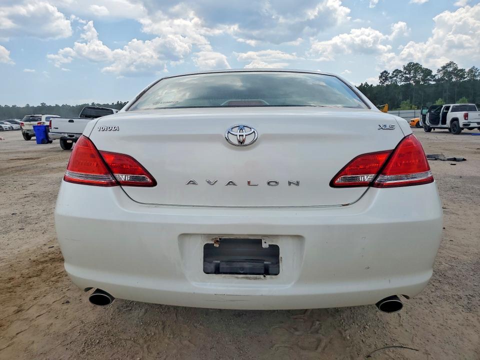 Photo 6 from auction – 2006 TOYOTA AVALON with VIN 4T1BK36B46U075228
