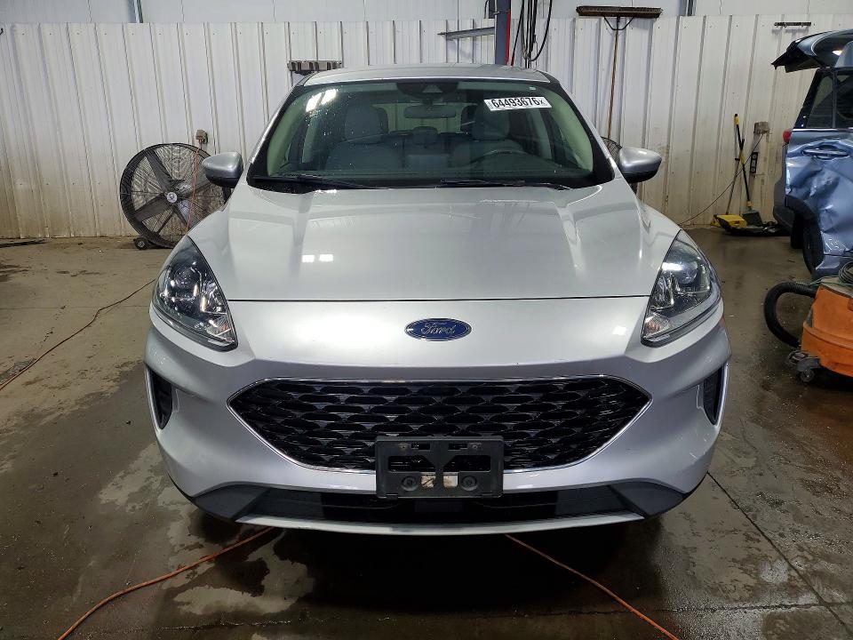 Photo 5 from auction – 2020 FORD ESCAPE with VIN 1FMCU0G60LUB84246