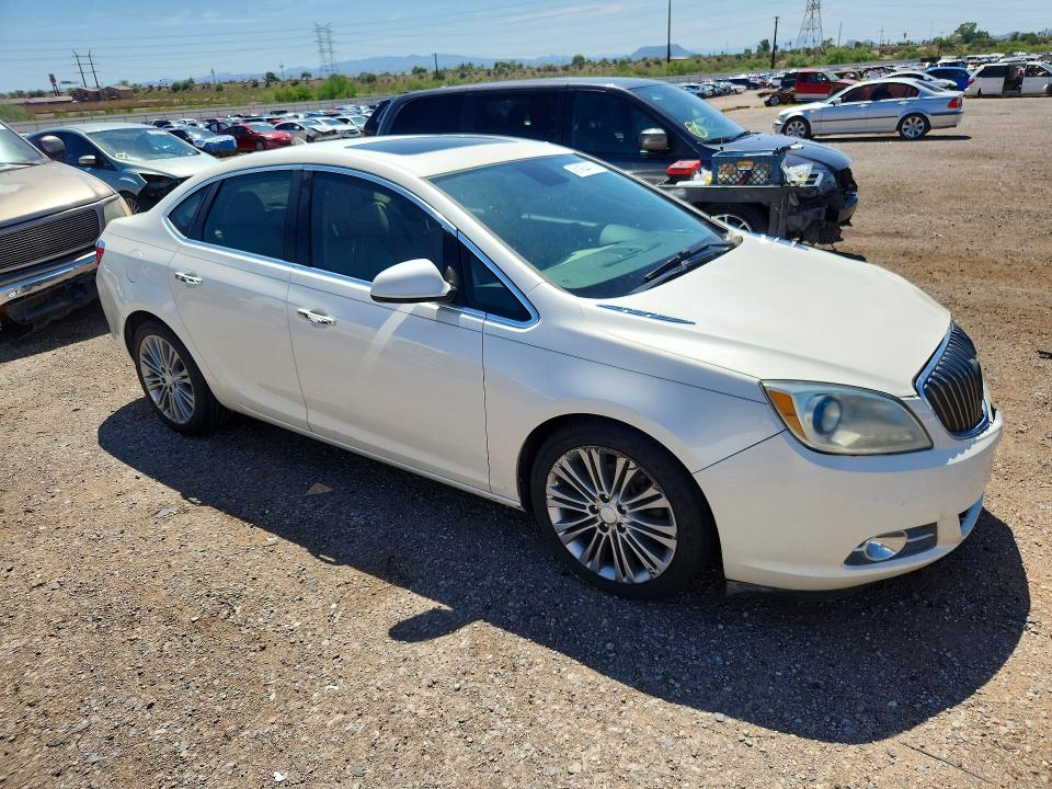 Photo 4 from auction – 2013 BUICK VERANO with VIN 1G4PS5SK6D4111179