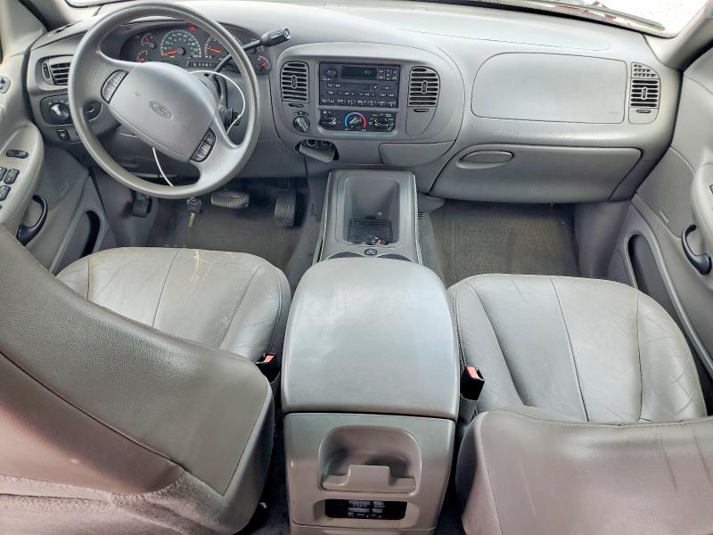 Photo 8 from auction – 2002 FORD EXPEDITION with VIN 1FMEU16W32LA63778