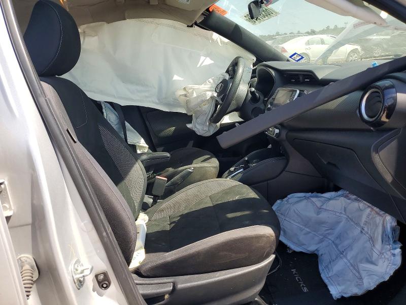 Снимка 7 от търг – 2020 NISSAN KICKS с VIN 3N1CP5CV3LL523729