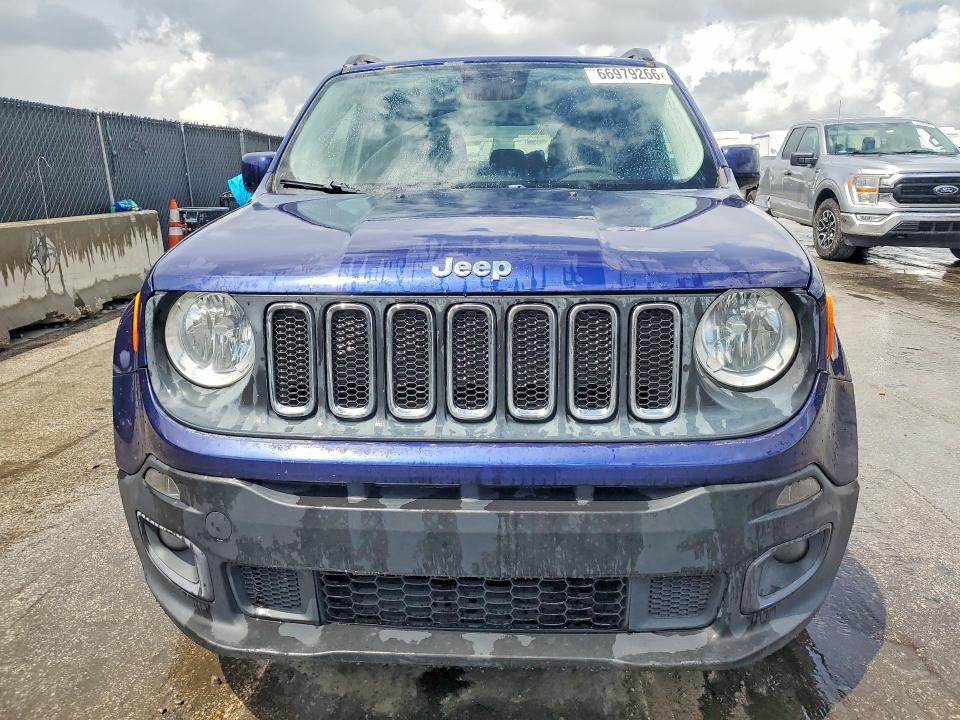 Photo 5 from auction – 2016 JEEP RENEGADE with VIN ZACCJABT2GPC52473
