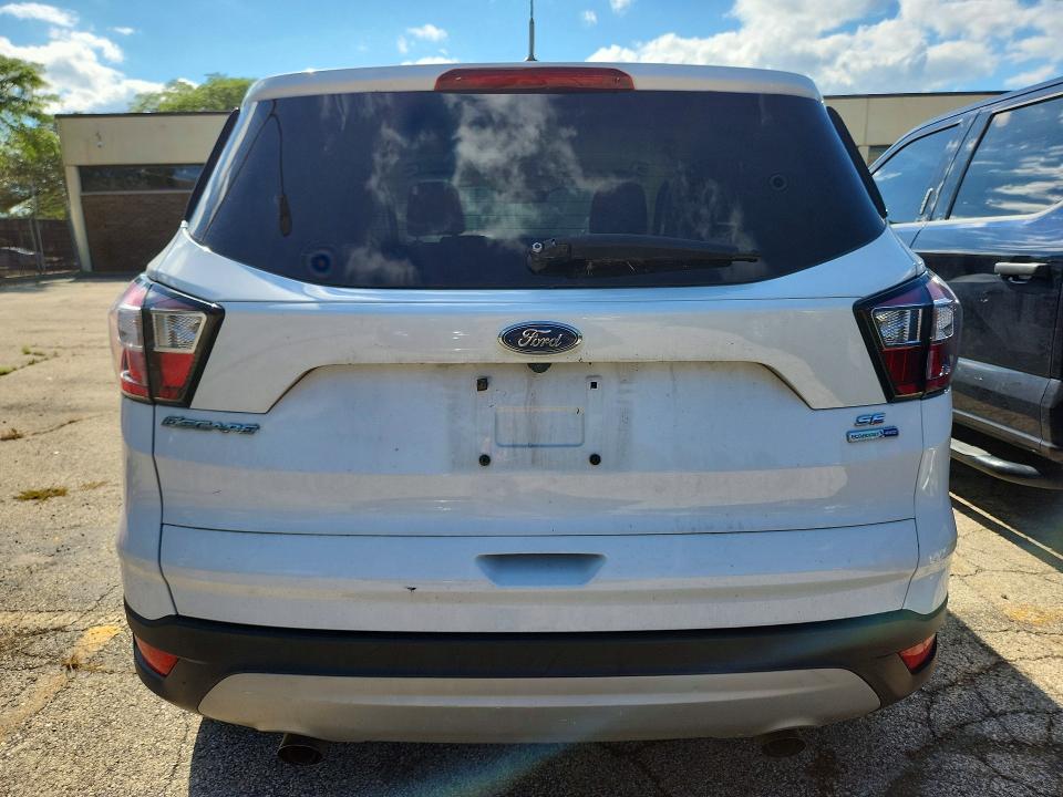 Photo 6 from auction – 2017 FORD ESCAPE with VIN 1FMCU9GD2HUD78285