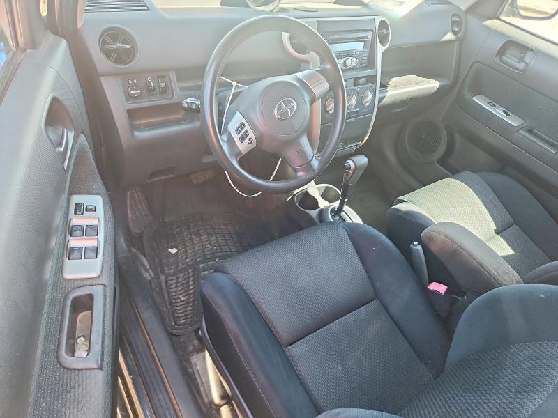 Photo 8 from auction – 2006 SCION XB with VIN JTLKT324864079621