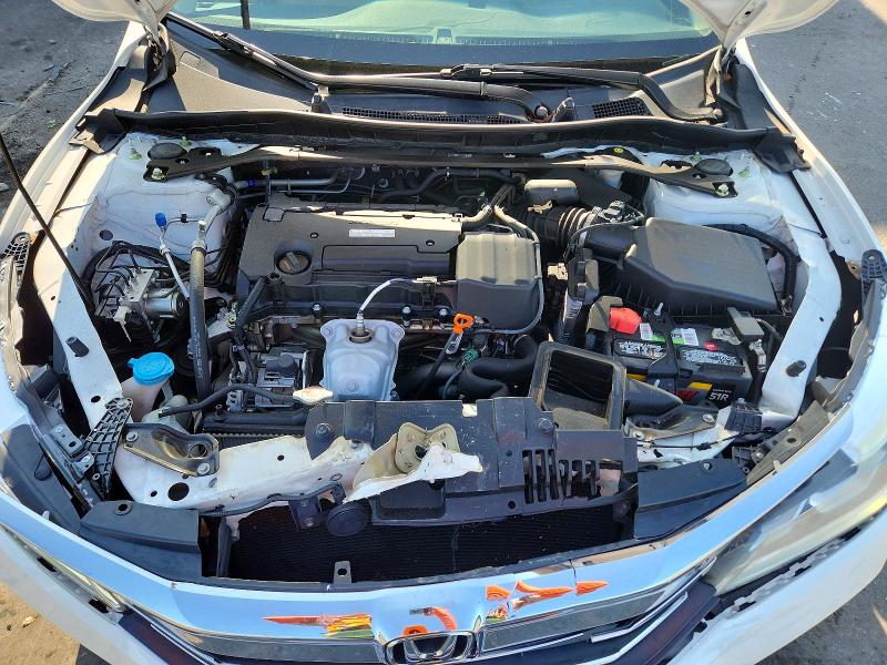 Photo 11 from auction – 2017 HONDA ACCORD with VIN 1HGCR2F83HA089890