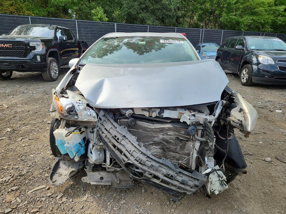 Фото 5 с аукциона – 2012 TOYOTA PRIUS с VIN JTDKN3DU0C5377010